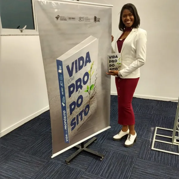 Autoria e trajetória profissional